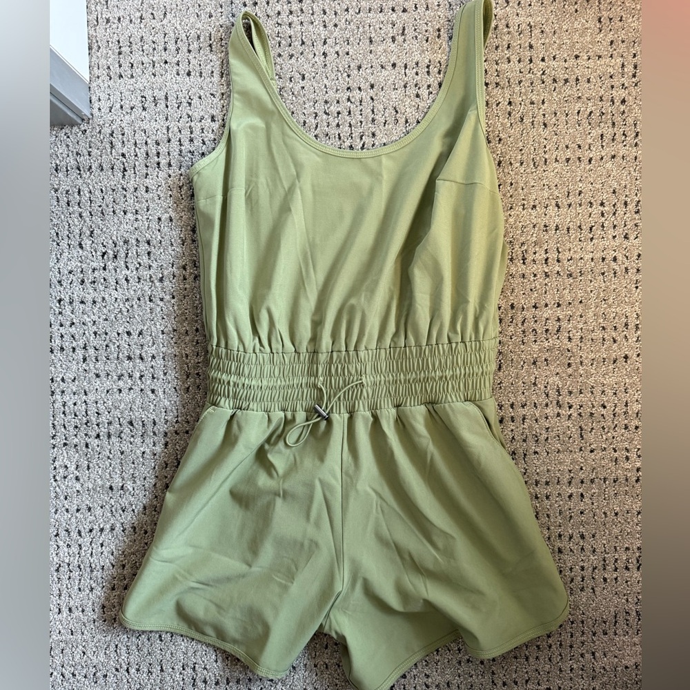 Abercrombie & Fitch Olive Athletic Romper